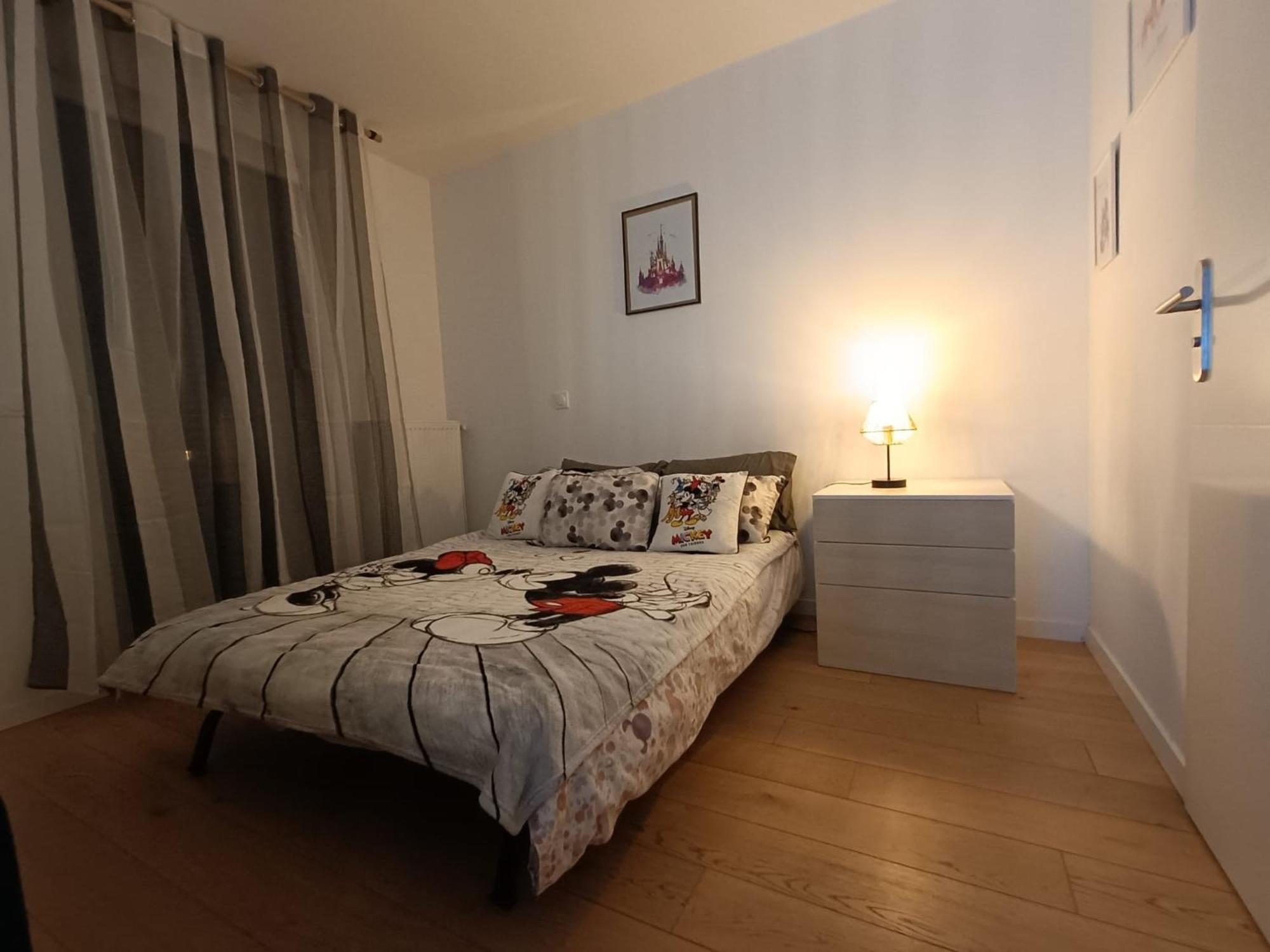 שסי Disney - Paris 5 Min De Disney - Pk Prive Gratuit - 4 Personnes - Terrasse Jardin מראה חיצוני תמונה