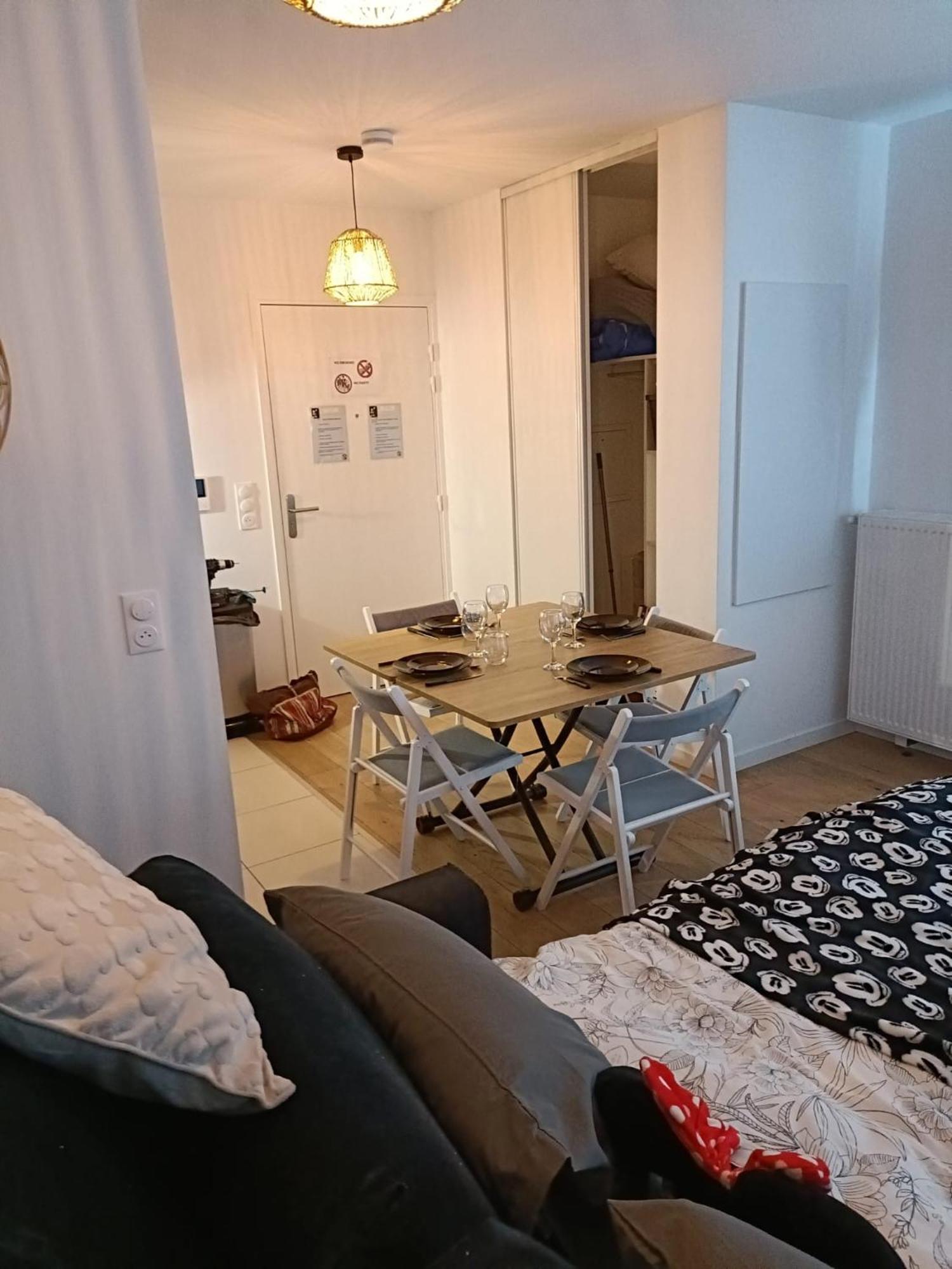 שסי Disney - Paris 5 Min De Disney - Pk Prive Gratuit - 4 Personnes - Terrasse Jardin מראה חיצוני תמונה