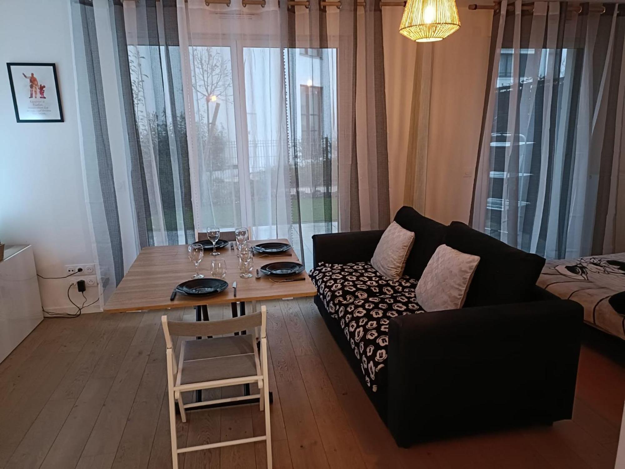 שסי Disney - Paris 5 Min De Disney - Pk Prive Gratuit - 4 Personnes - Terrasse Jardin מראה חיצוני תמונה