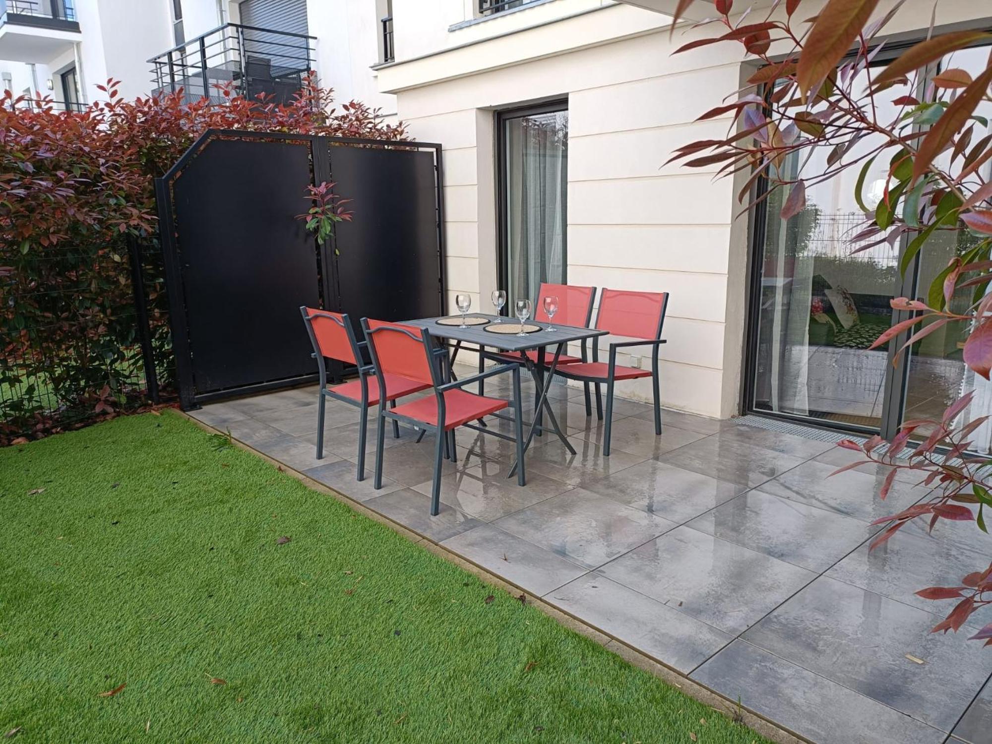 שסי Disney - Paris 5 Min De Disney - Pk Prive Gratuit - 4 Personnes - Terrasse Jardin מראה חיצוני תמונה